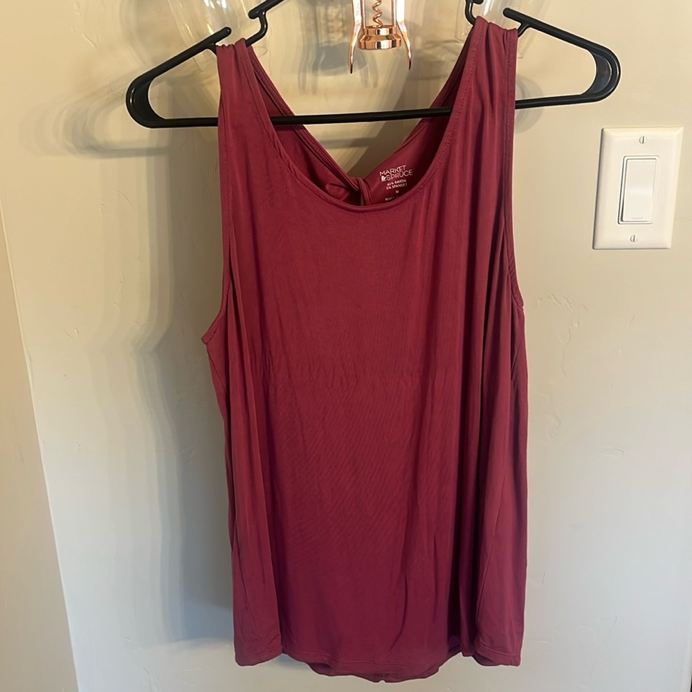 Market & Spruce Tank